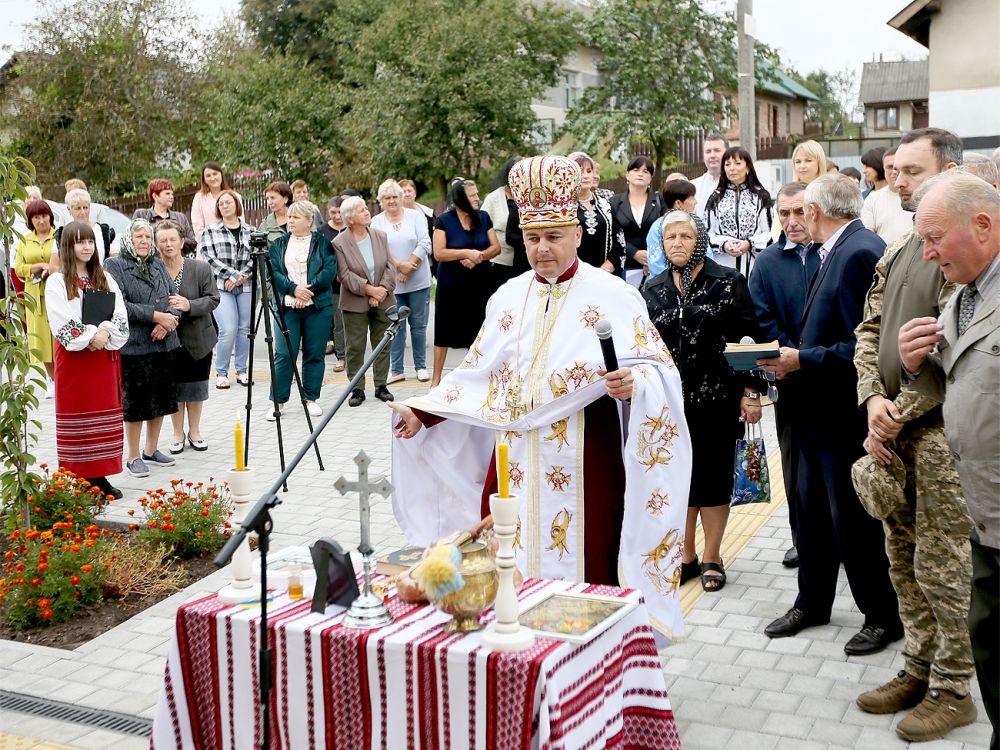 Григорий Козловский почетный президент и основатель ФК Рух Львов меценат и бизнесмен